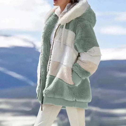 Alice – Manteau à capuche en tissu doux avec intérieur en laine