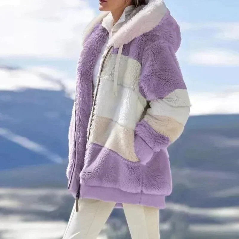 Alice – Manteau à capuche en tissu doux avec intérieur en laine
