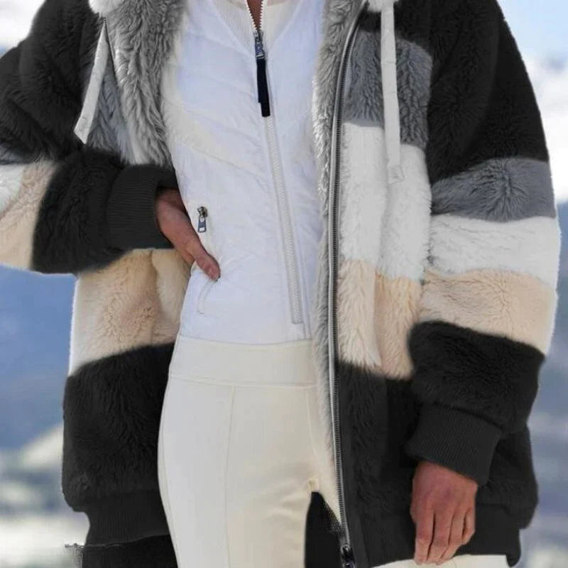 Alice – Manteau à capuche en tissu doux avec intérieur en laine