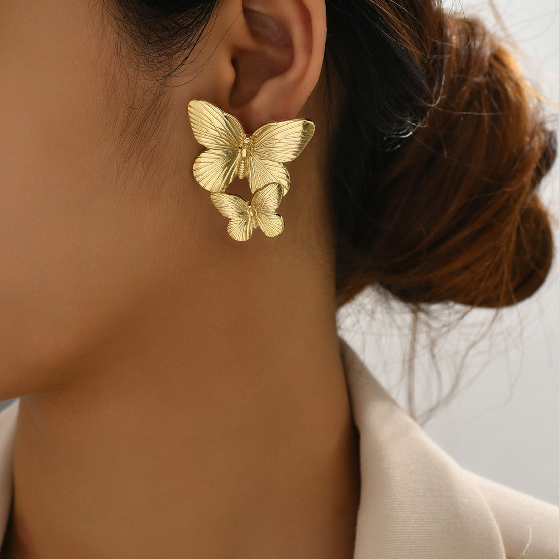 Aurelia – Boucles d'oreilles élégantes en papillon
