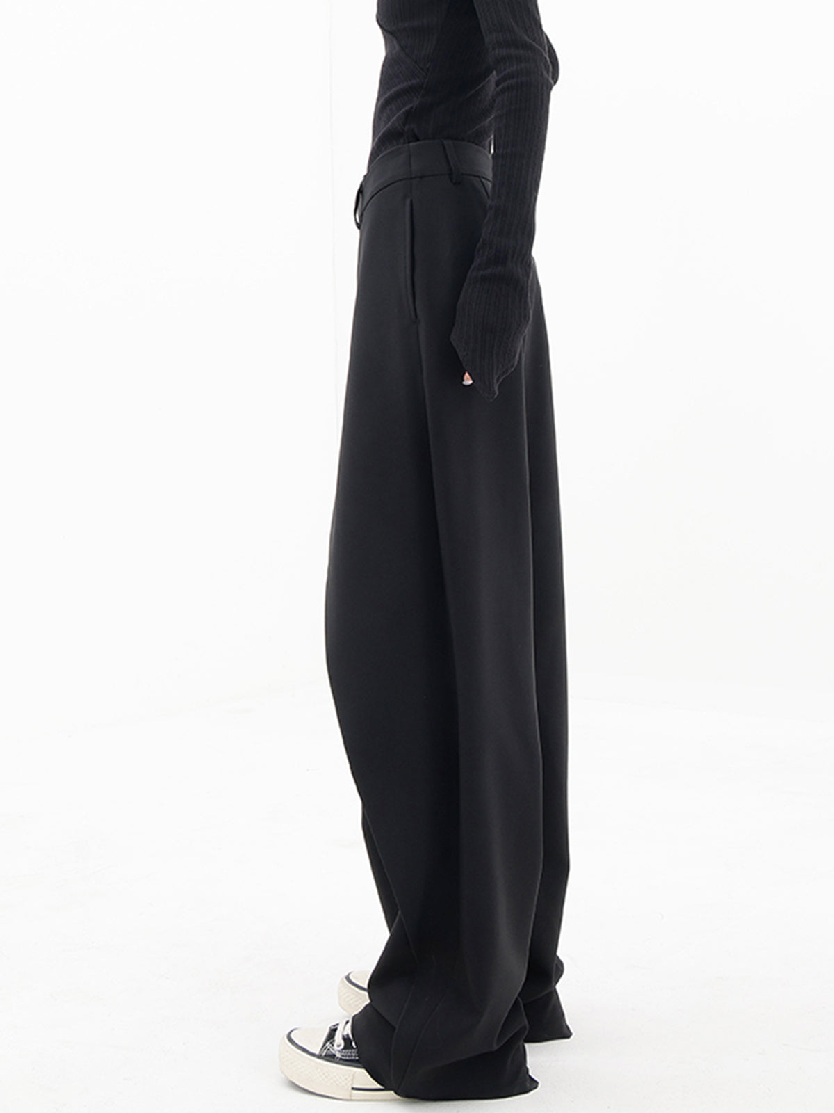 Thalia – Pantalon Ample Asymétrique