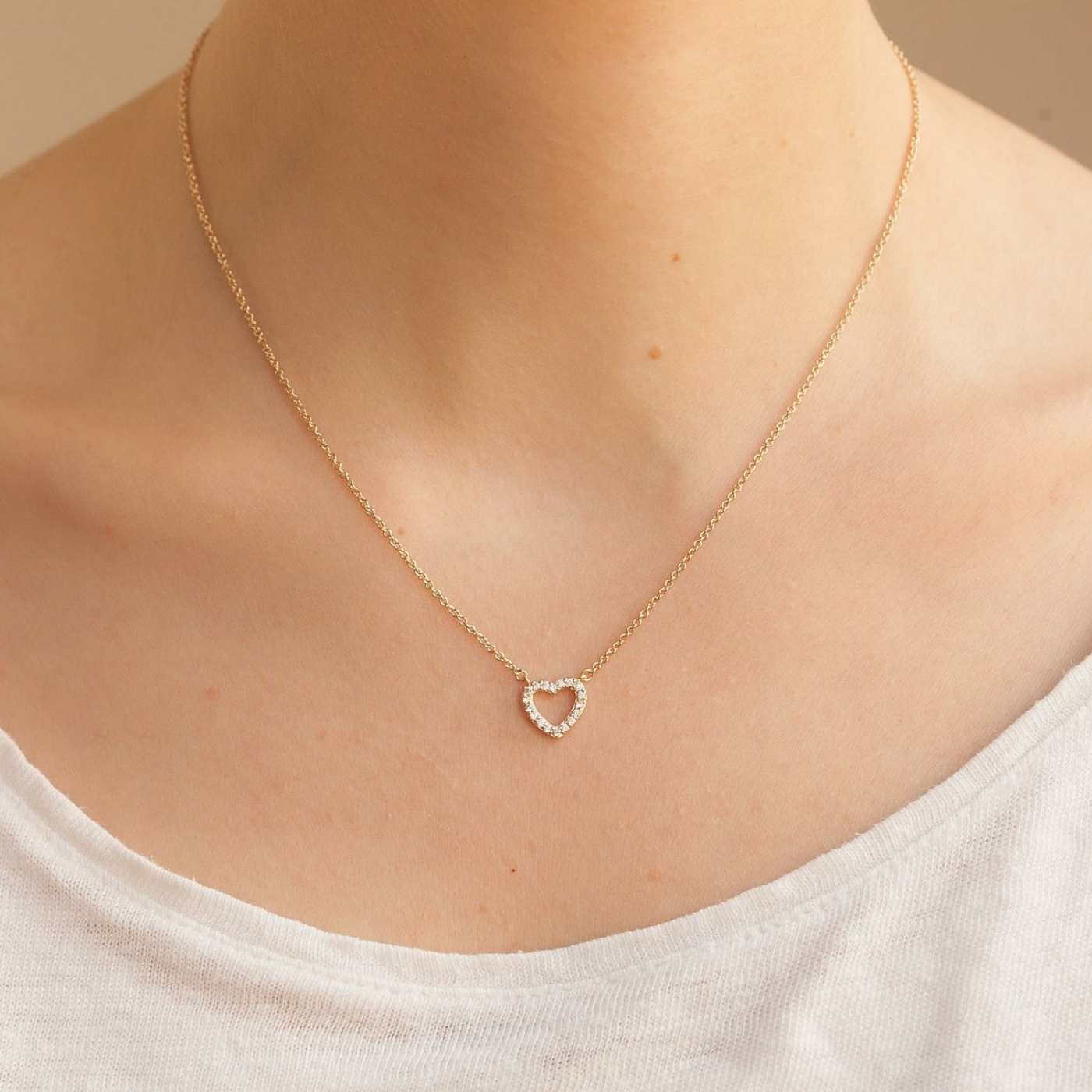Petit collier d'amour - Collier en cœur en or et diamant