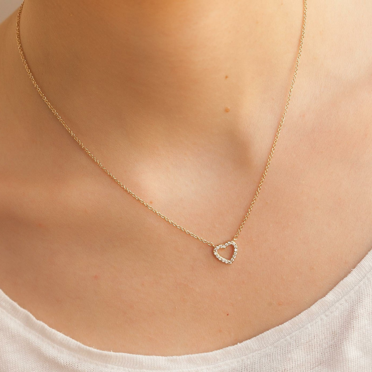 Petit collier d'amour - Collier en cœur en or et diamant
