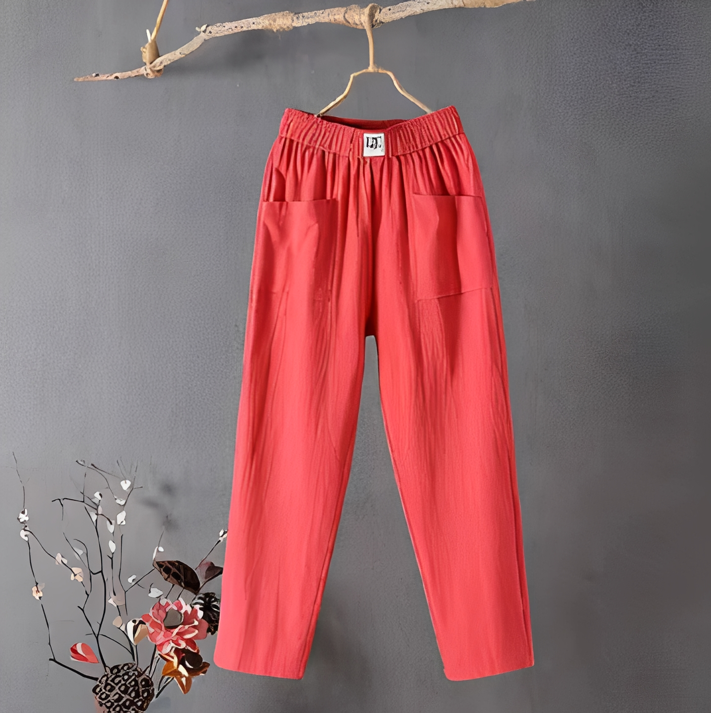 Klaire - Women's trousers with straight legs and casual style