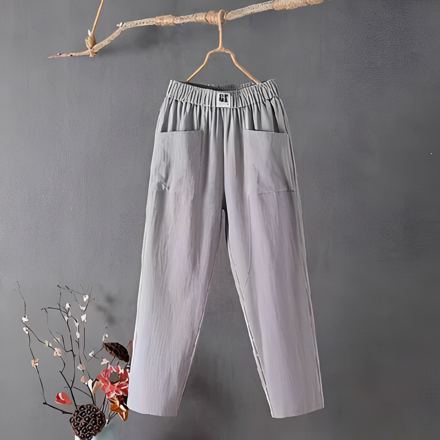 Klaire - Women's trousers with straight legs and casual style