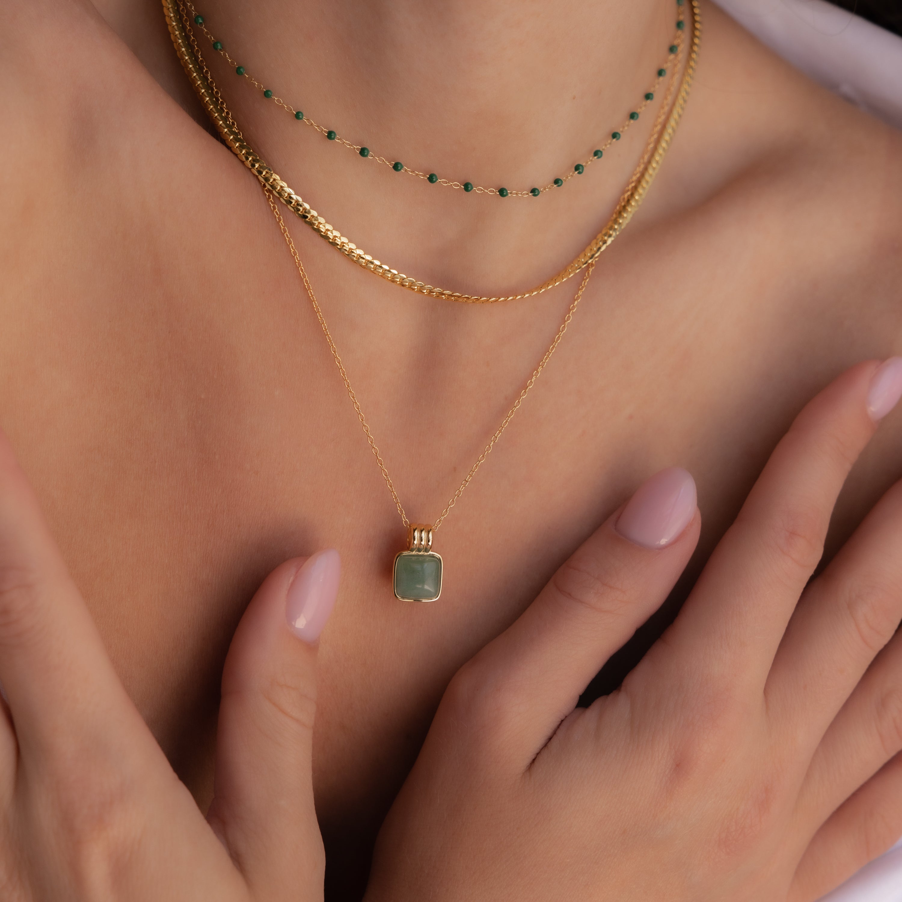 Collier de jade avec pendentif - Collier de jade brillant