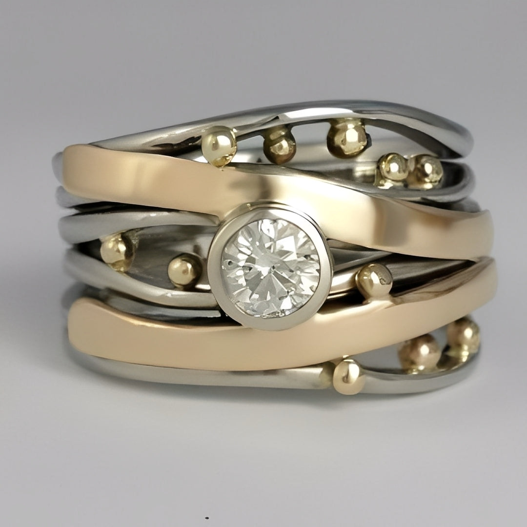 Rhian – Bague vintage en or avec zirconium serti