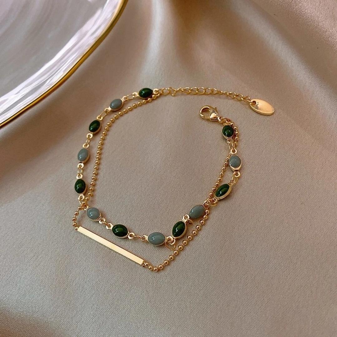 Manon – Bracelet en pierre verte en or
