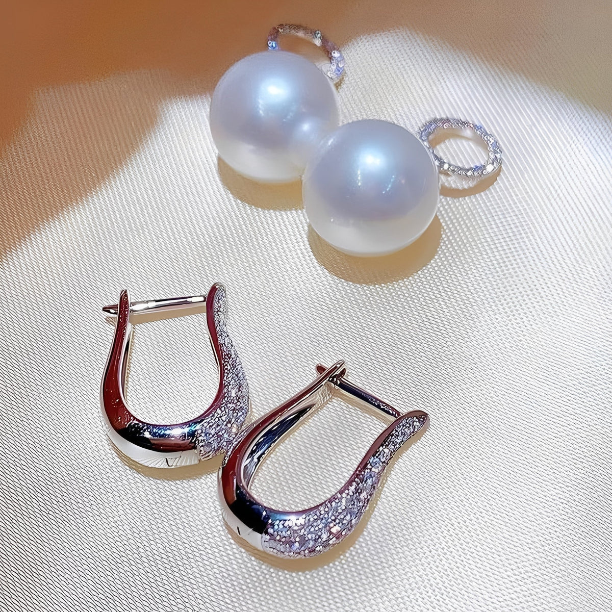 Thalia – Boucle d'oreille clip de mode avec effet luxe en zirconium