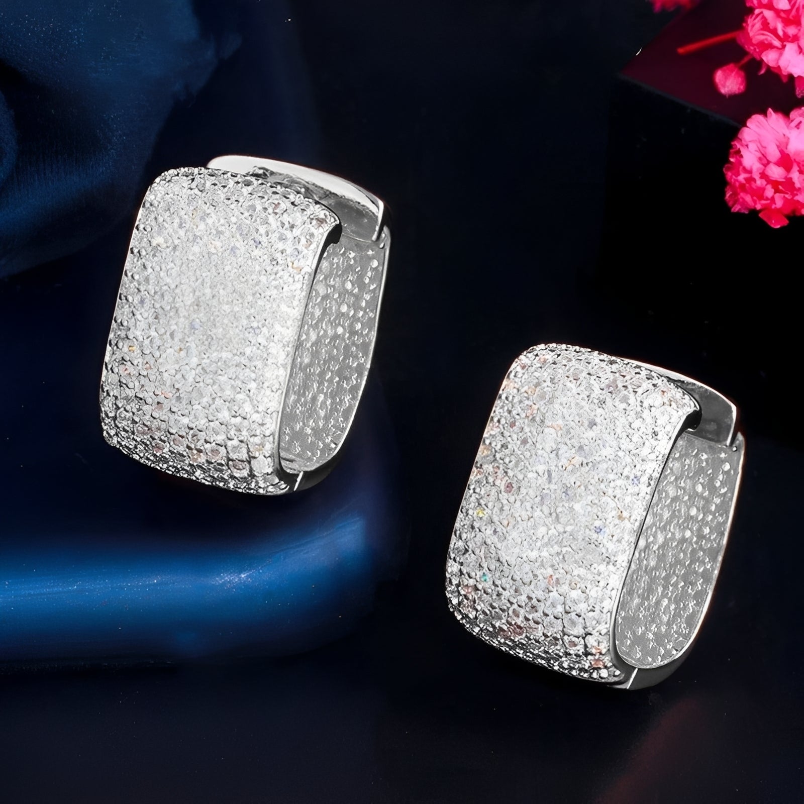 Amaya – Boucles d'oreilles en zircon avec éclat complet