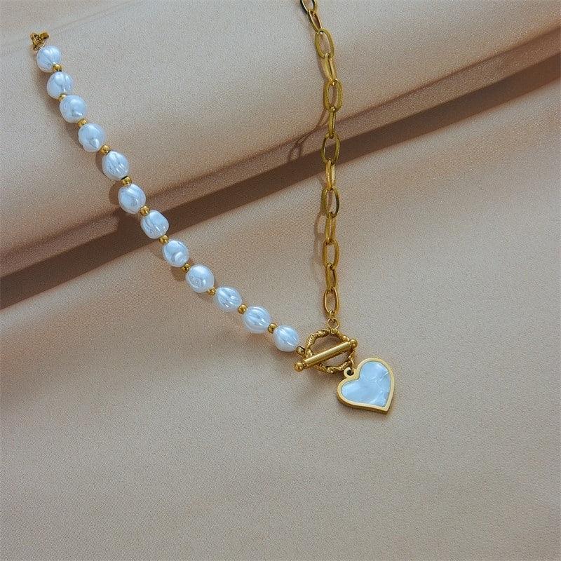 Cyrielle – Collier en perle en forme de cœur avec fermoir OT