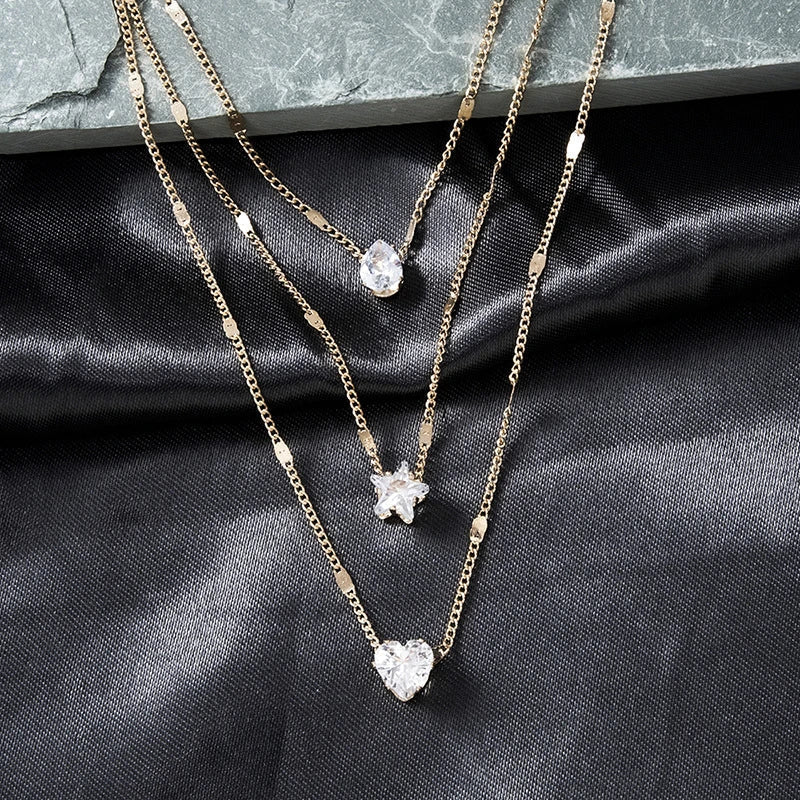 Sally – chaîne en or avec trois pendentifs en zircon