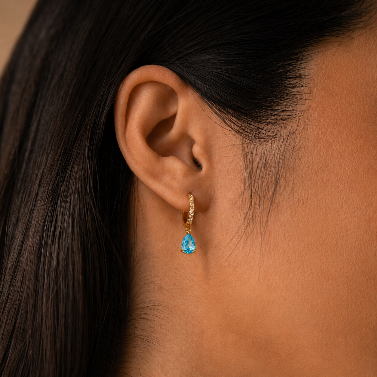 Créoles Huggies de Pierre de Naissance - Boucles d'oreilles en Strass