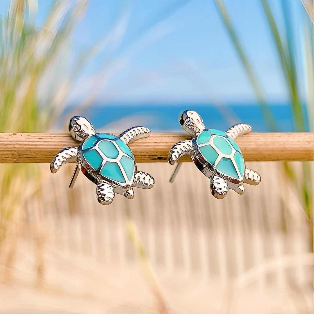 Marina – Boucles d'oreilles avec tortue marine en argent avec opale