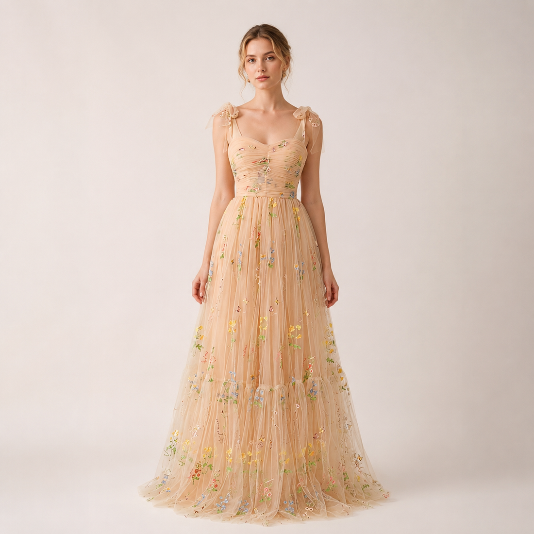 Livia - Robe de bal élégante avec broderie florale