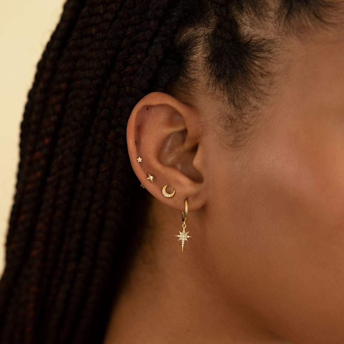 Kathryn - Boucles d'oreilles en étoile avec éclat