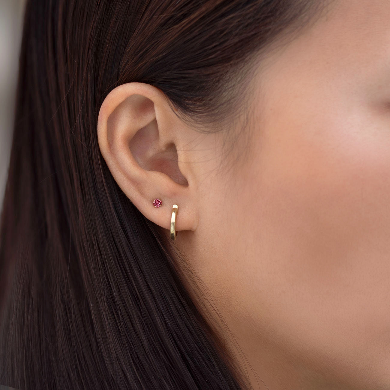 Boucles d'oreilles de naissance Tiny (Rubis)