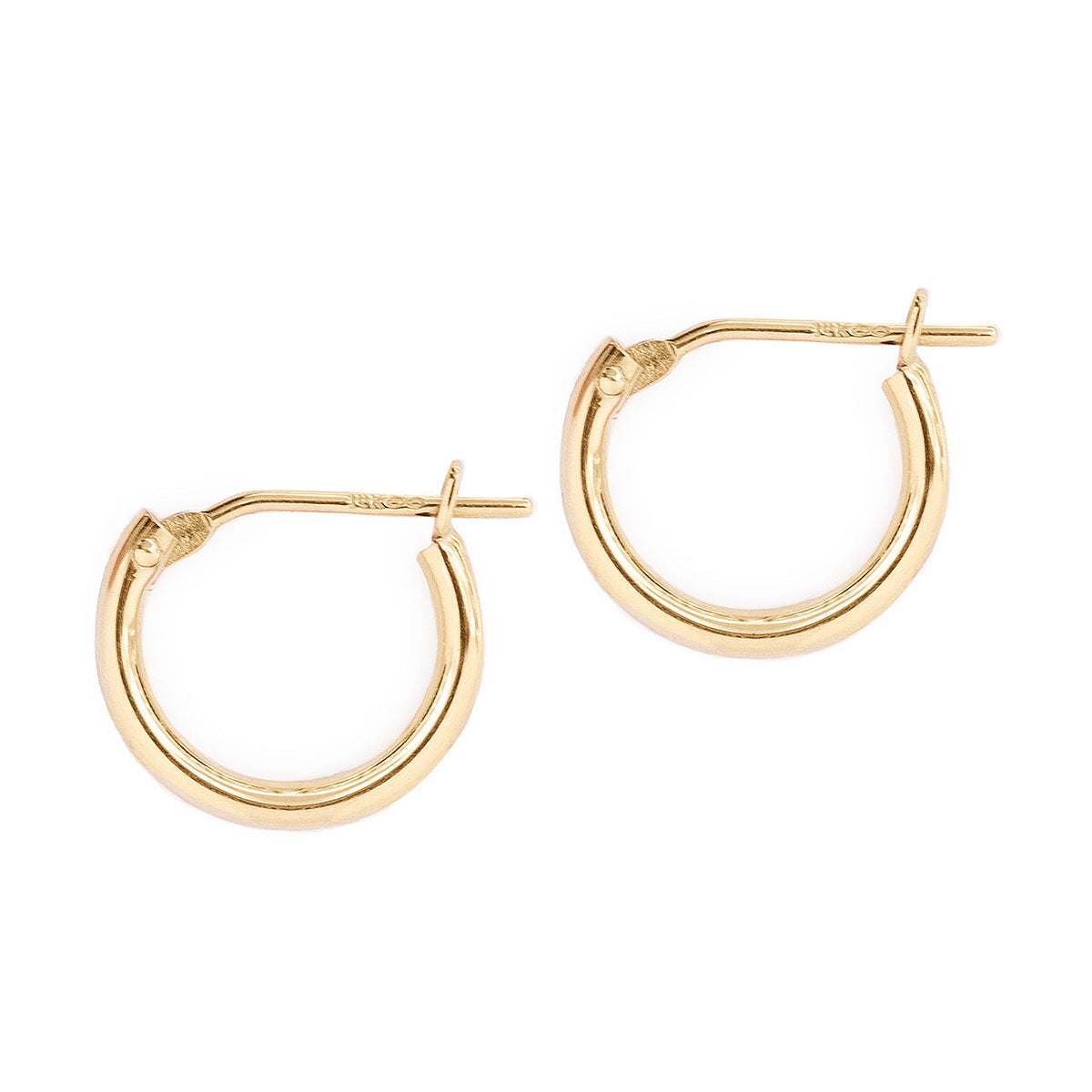 Boucles d'oreilles classiques Huggie