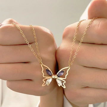 April – Collier papillon magnétique en or