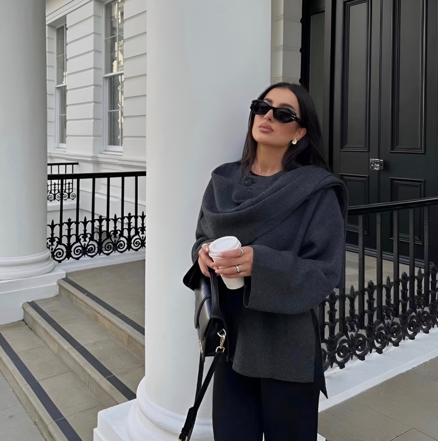 Aurora – Manteau Large et Chic