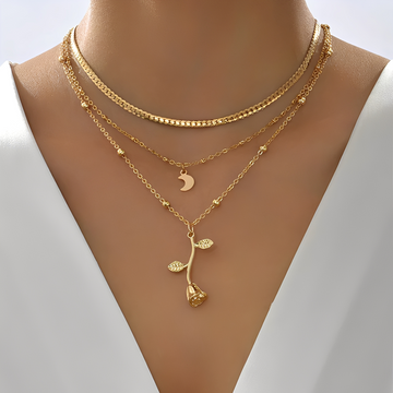 Sylvia – Collier avec pendentif rose et lune en or