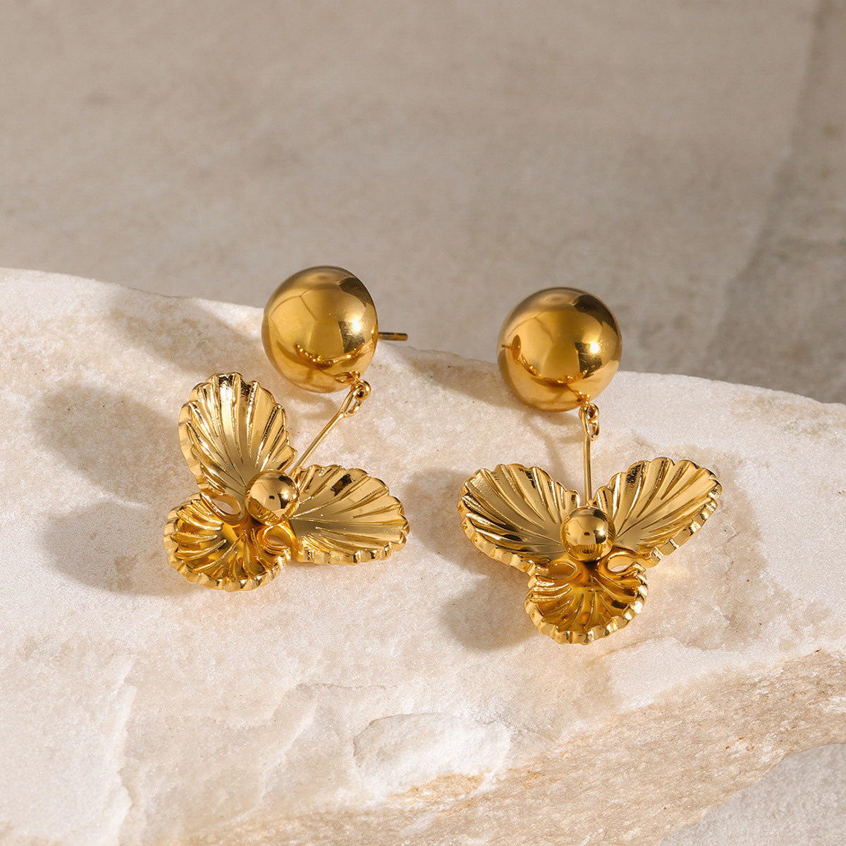 Brianna – Boucles d'oreilles Pensée Dorées