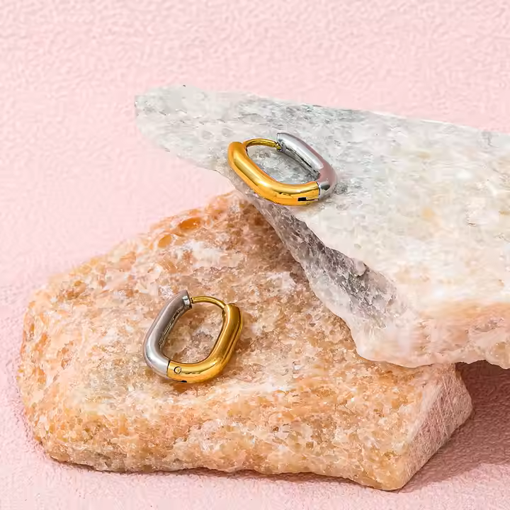 Thea – Boucles d'oreilles en métal