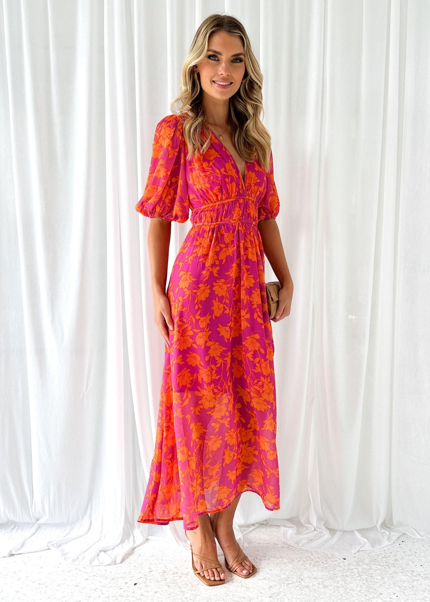 Kathy – Longue Robe à Col en V