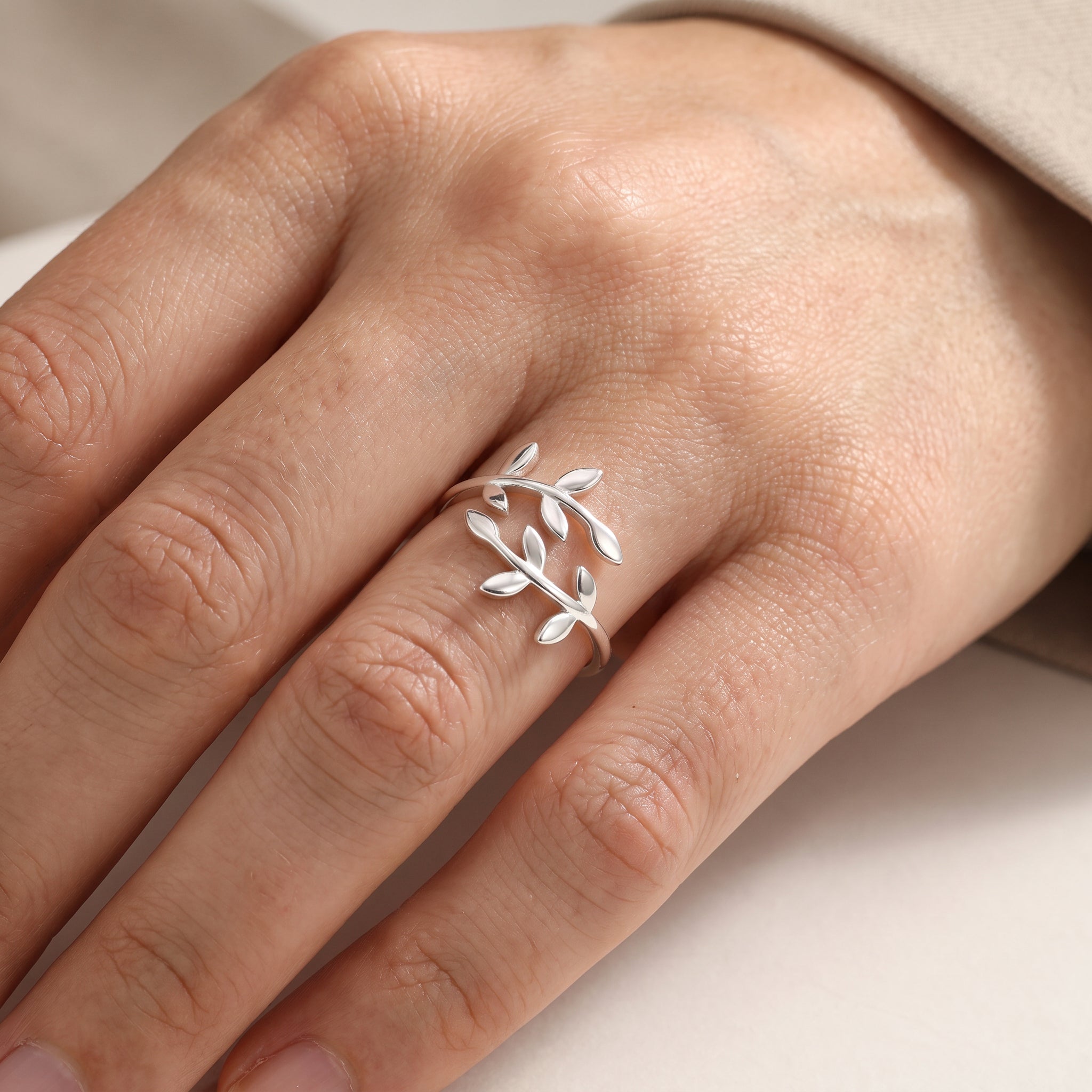Jordin - Bague avec petites feuilles