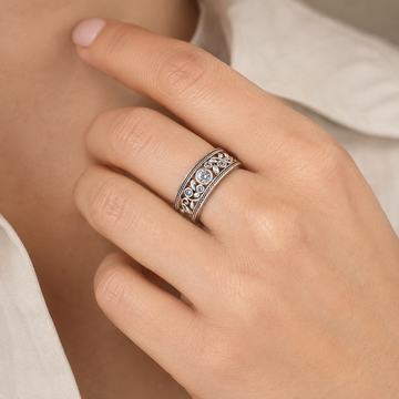 Nina – Bague vintage élégante