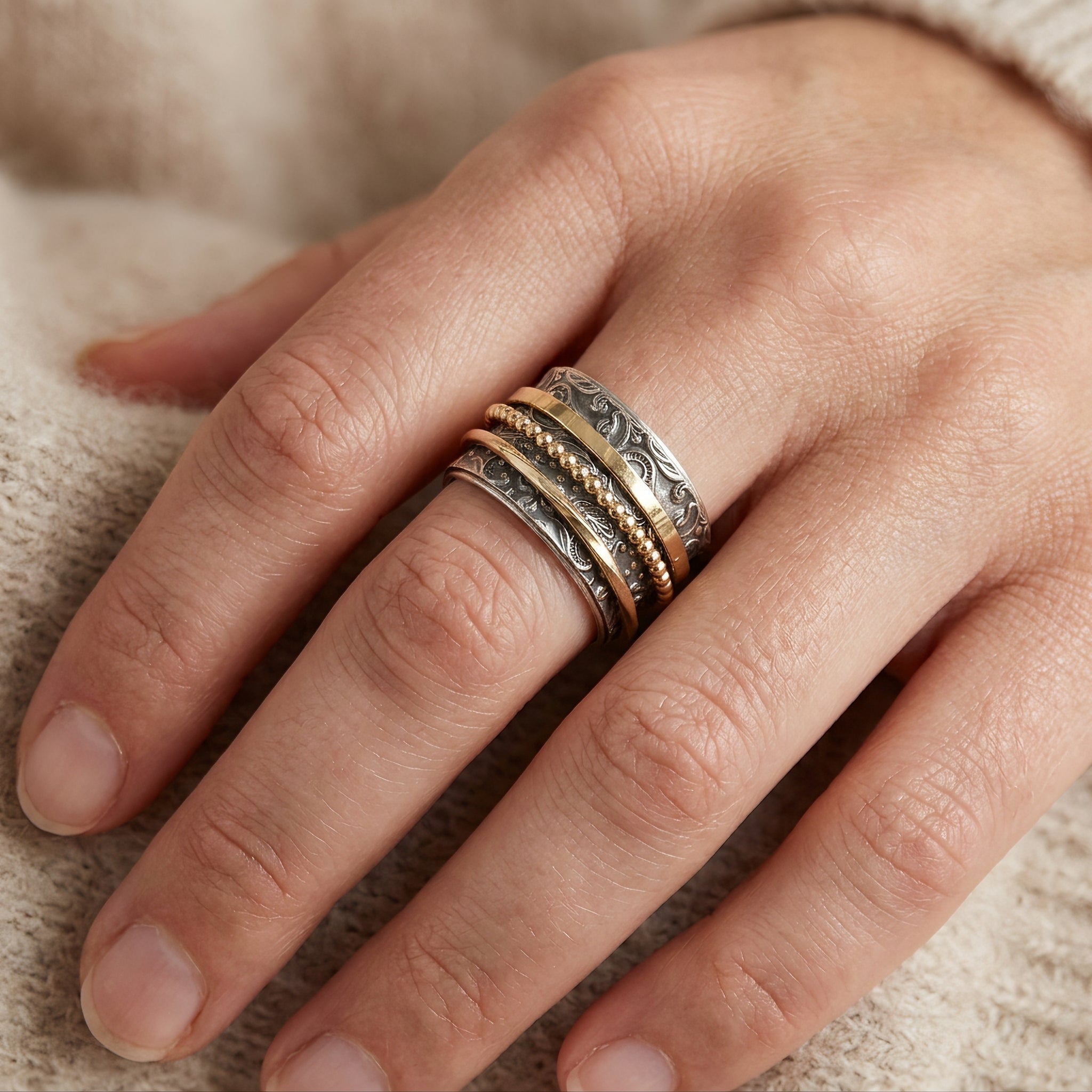 Cherilyn – Bague ancienne vintage en or et argent