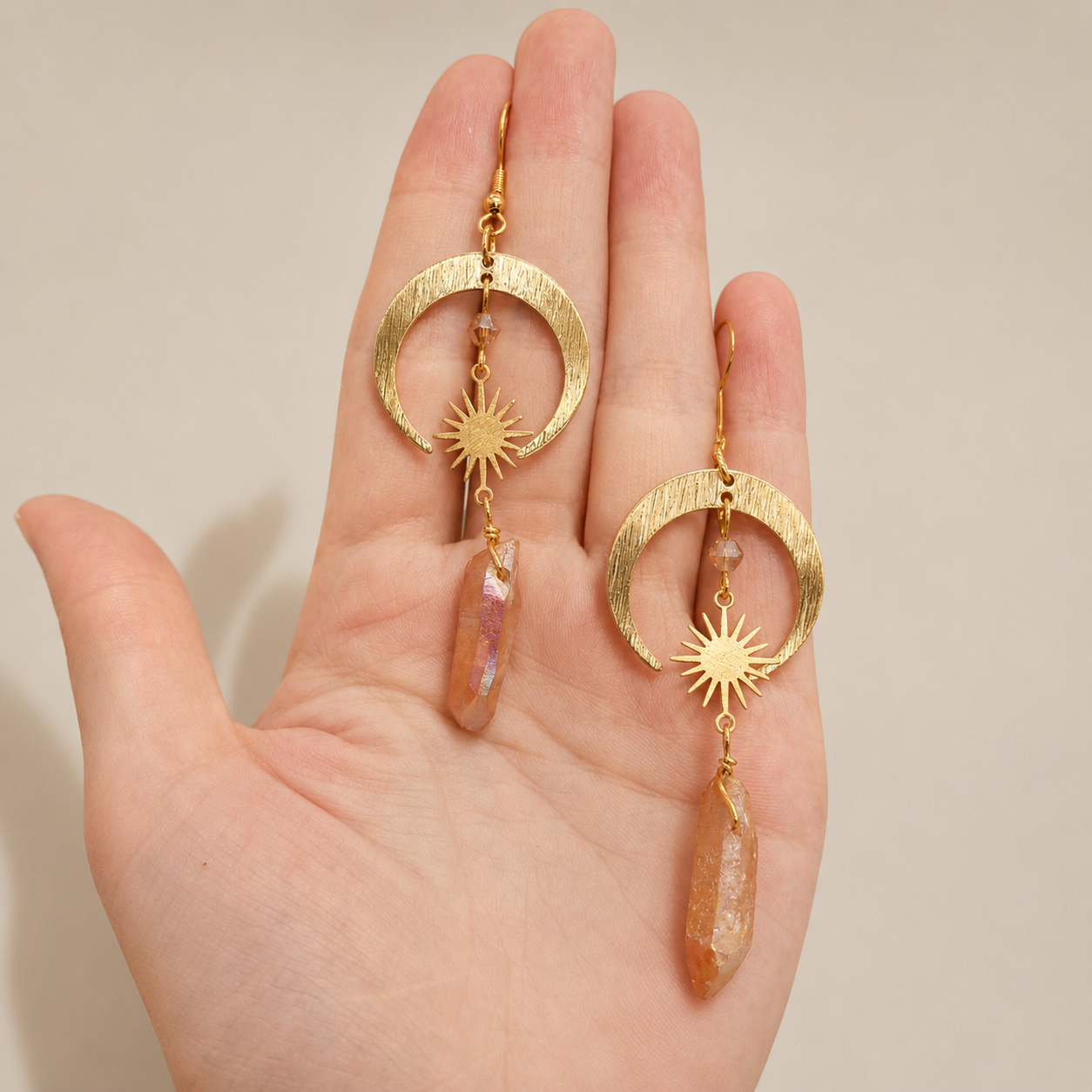 Homa - Boucles d'oreilles en demi-lune en quartz mandarine