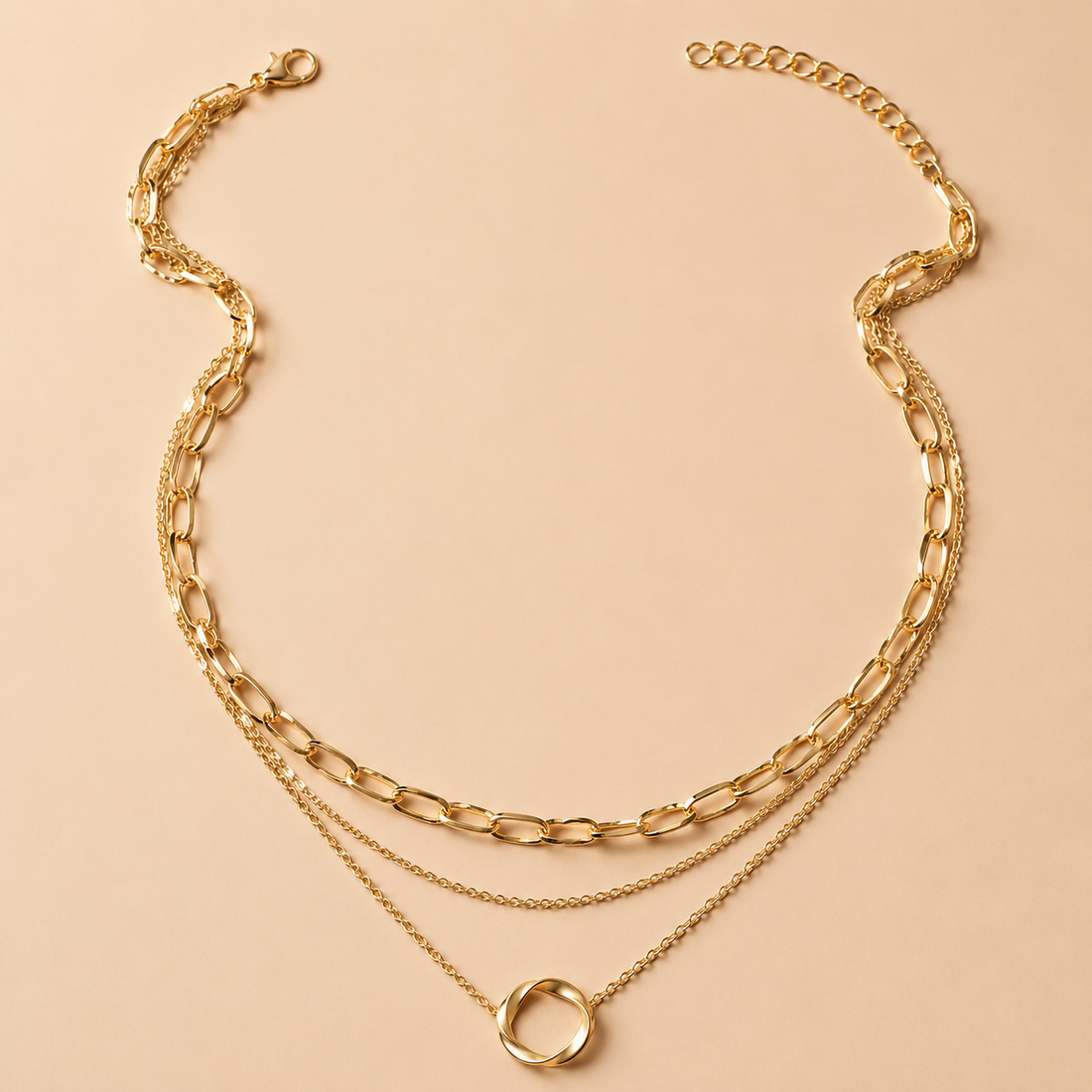 Michelle – Collier vintage avec chaînes dorées en couches et pendentif