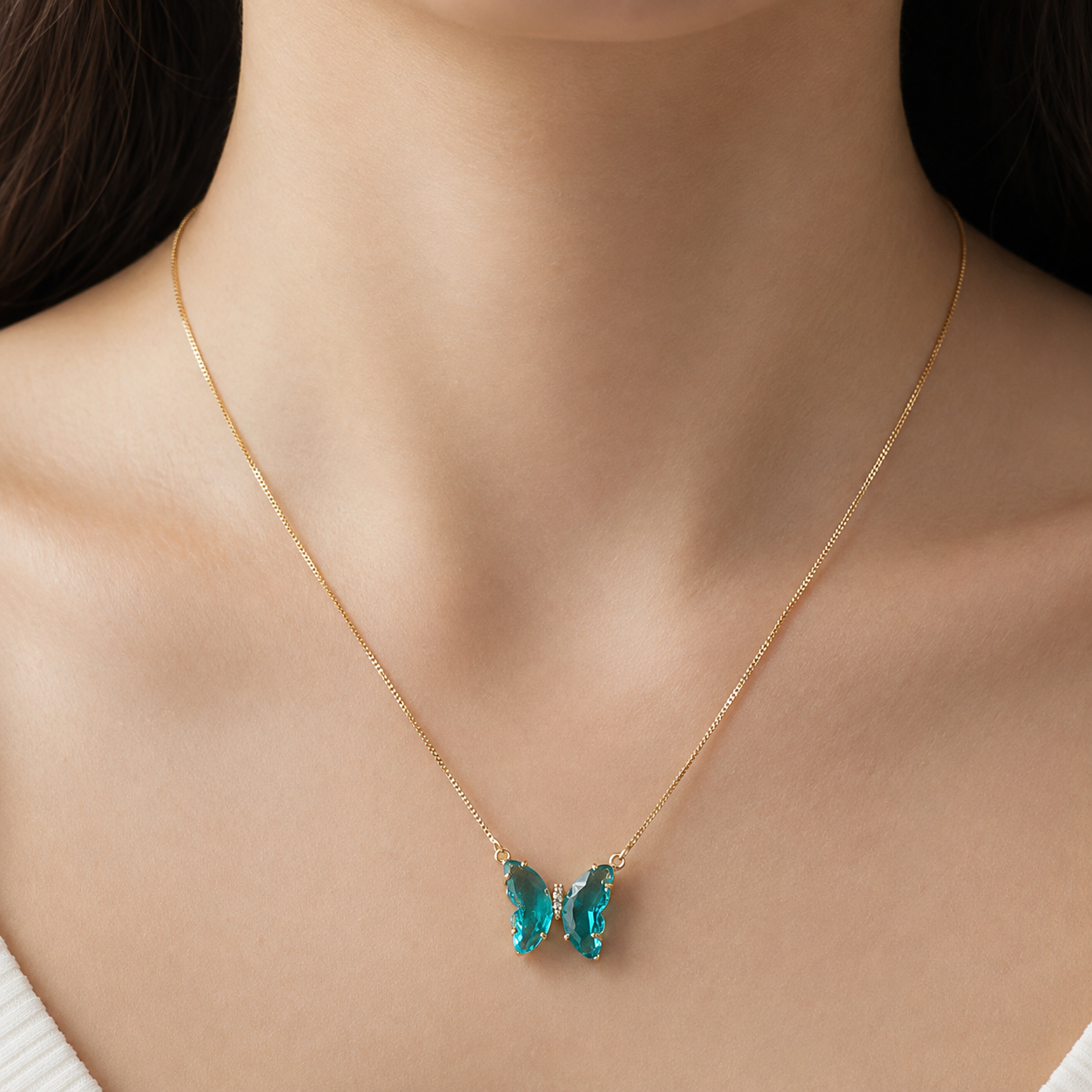 Aurora - Collier de papillon en cristal aqua