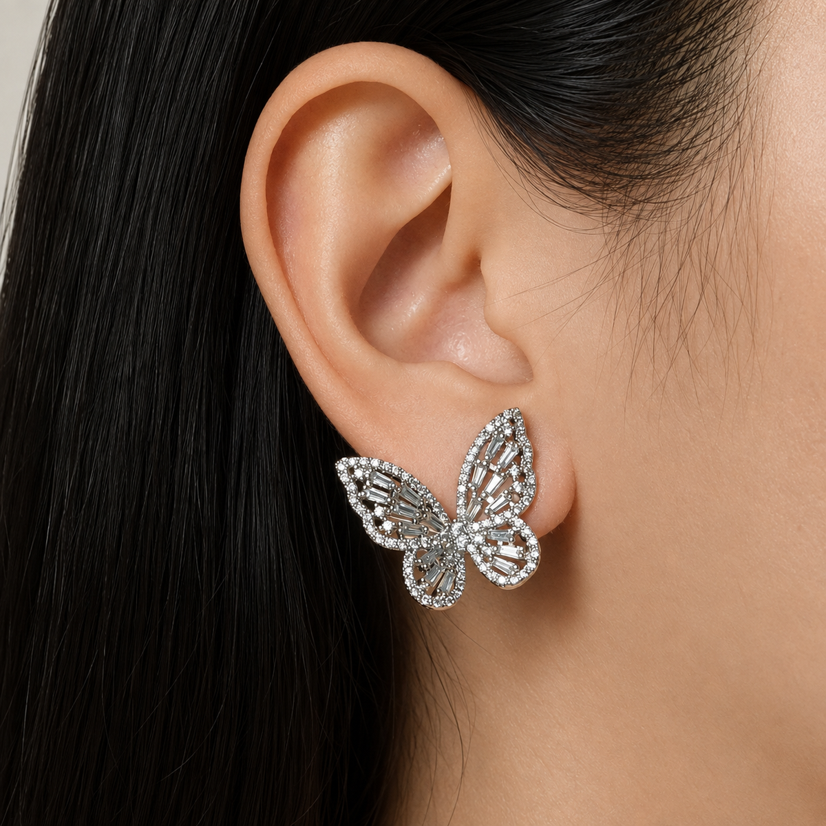 Deirdre - Boucles d'oreilles en papillon en argent