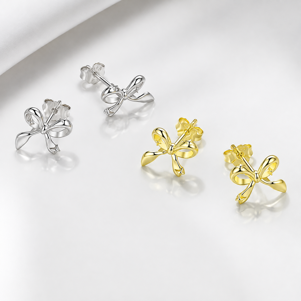 Lunea – Boucles d'oreilles mini écrou nœud stellaire