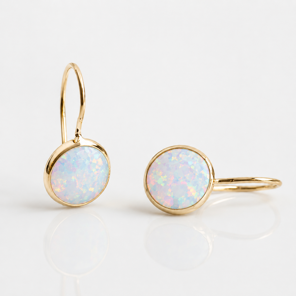 Mireya – Boucles d'oreilles vintage en or avec pierre d'opale