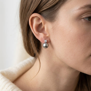 Noire – Boucles d'oreilles pendantes intemporelles avec perles noires
