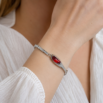 Miku – Bracelet élégant orné de saphirs