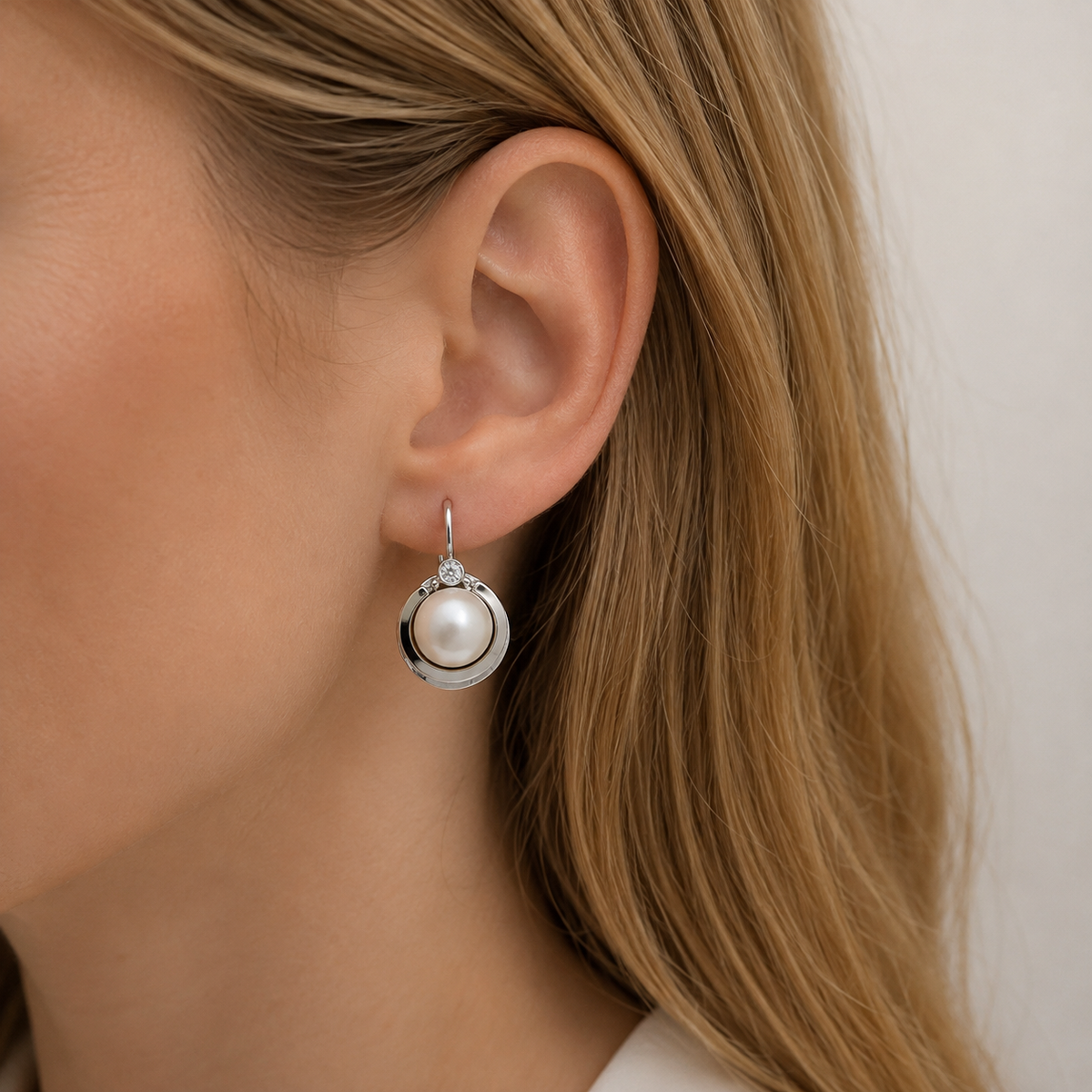 Helena – Boucles d'oreilles vintage avec perles rondes