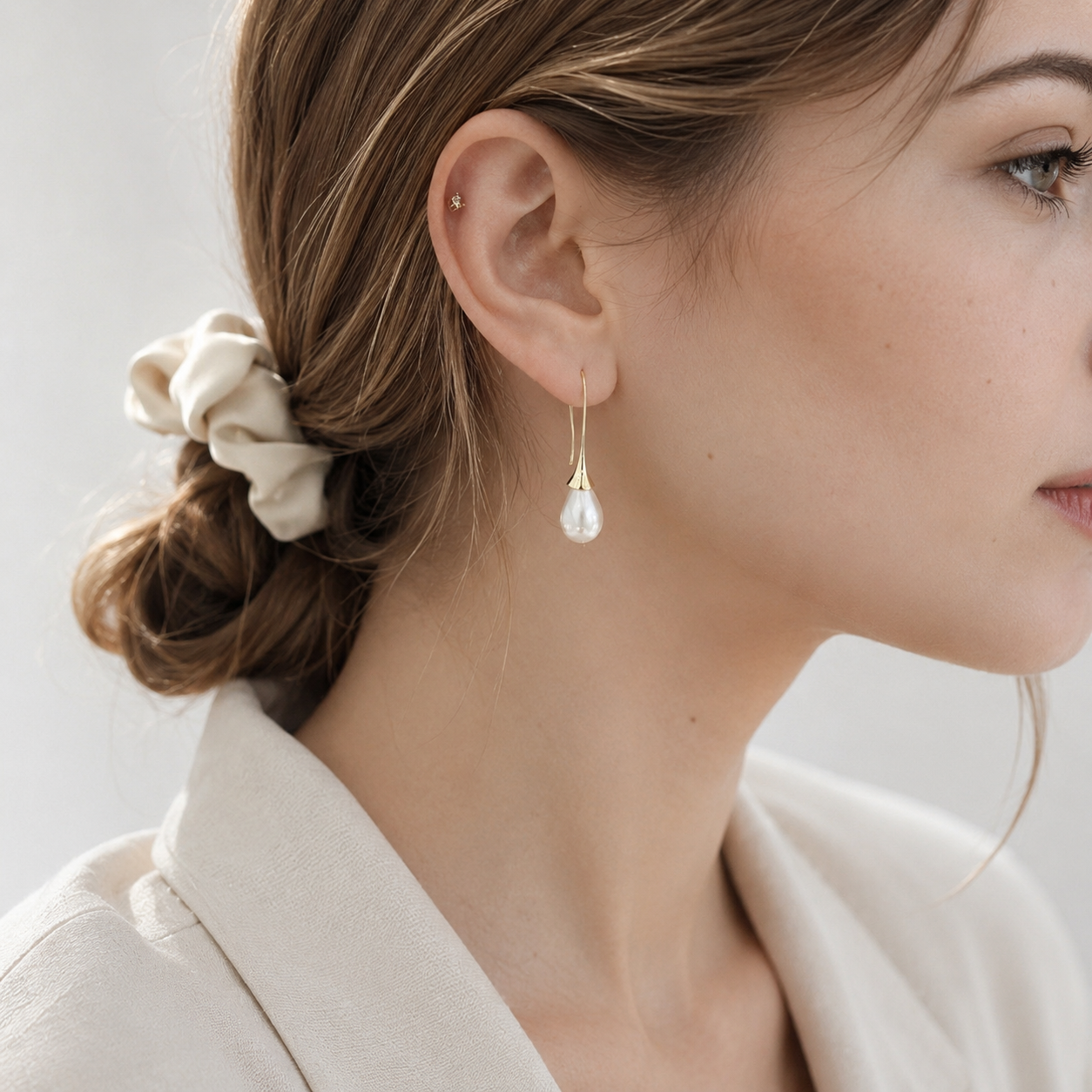 Helena – Boucles d'oreilles Classiques en Perles
