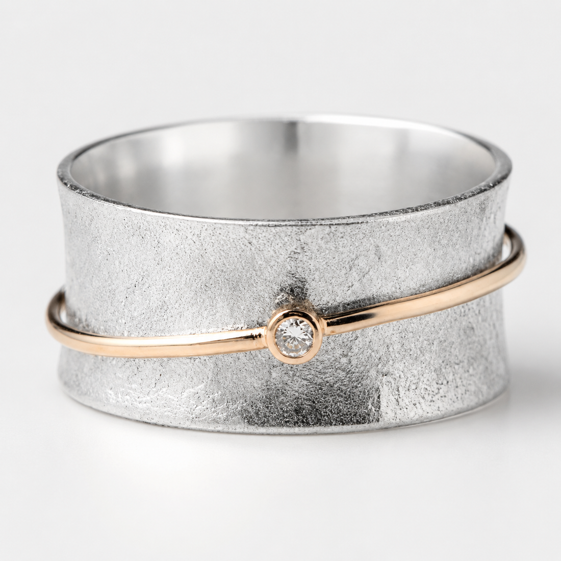 Eloise – Bague vintage bicolore avec détails brillants