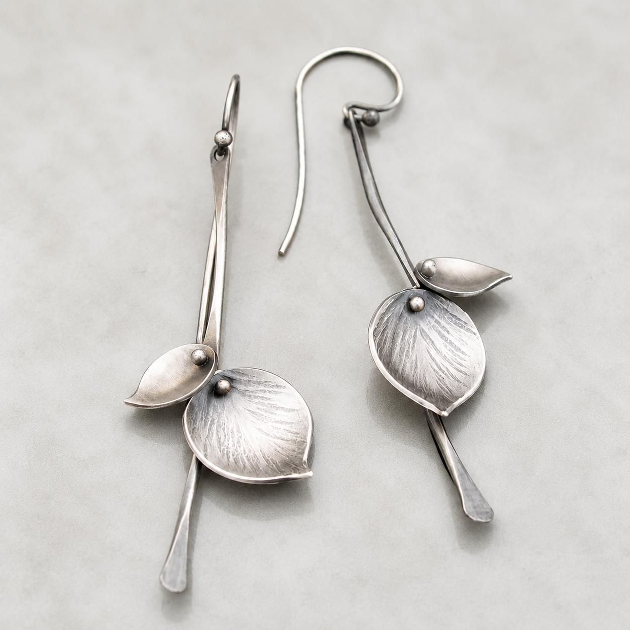 Alira – Boucles d'oreilles en feuille vintage en argent