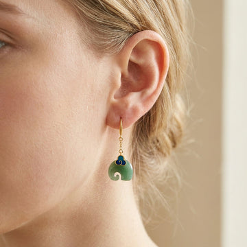 Elly – Boucles d'oreilles élégantes avec élément rétro vert