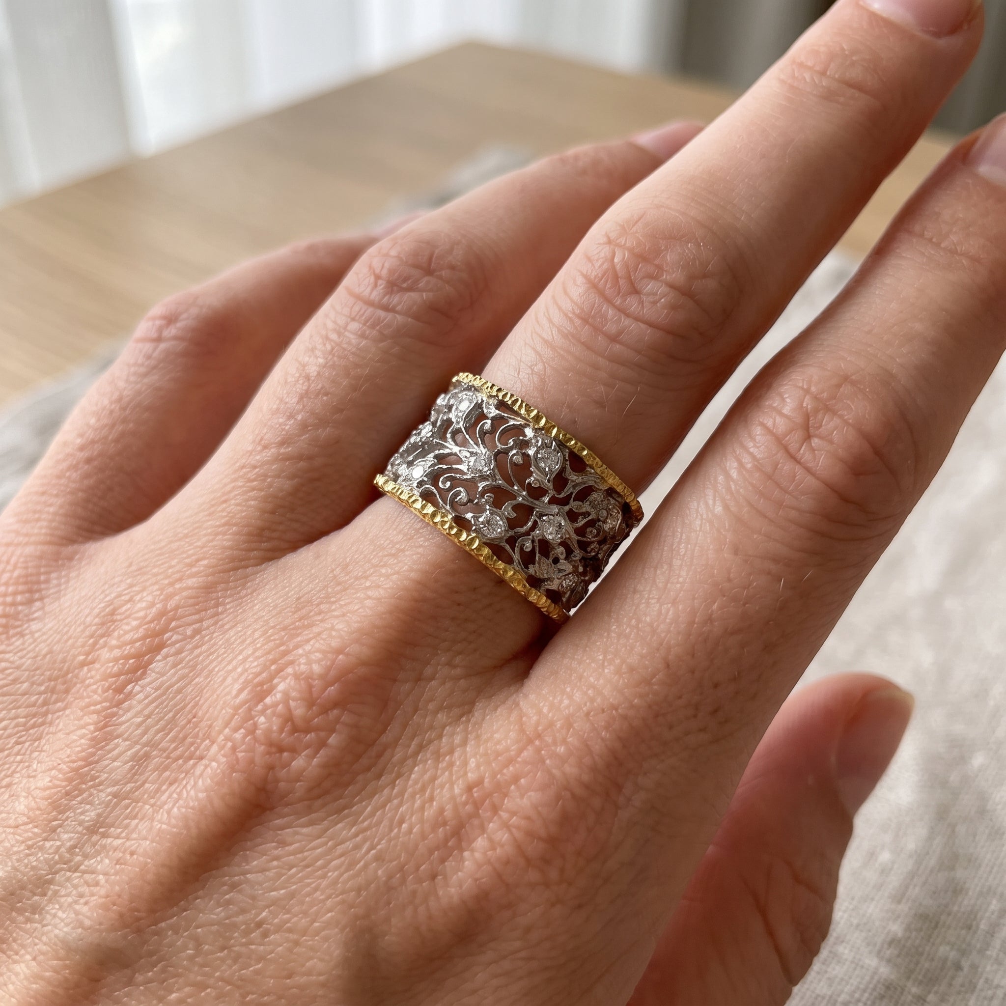Yona – Bague vintage de lierre en zirconite
