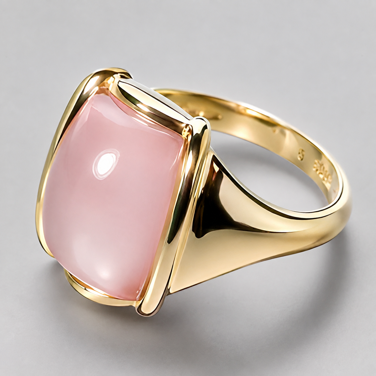 Sophia – Bague carrée vintage en or rose
