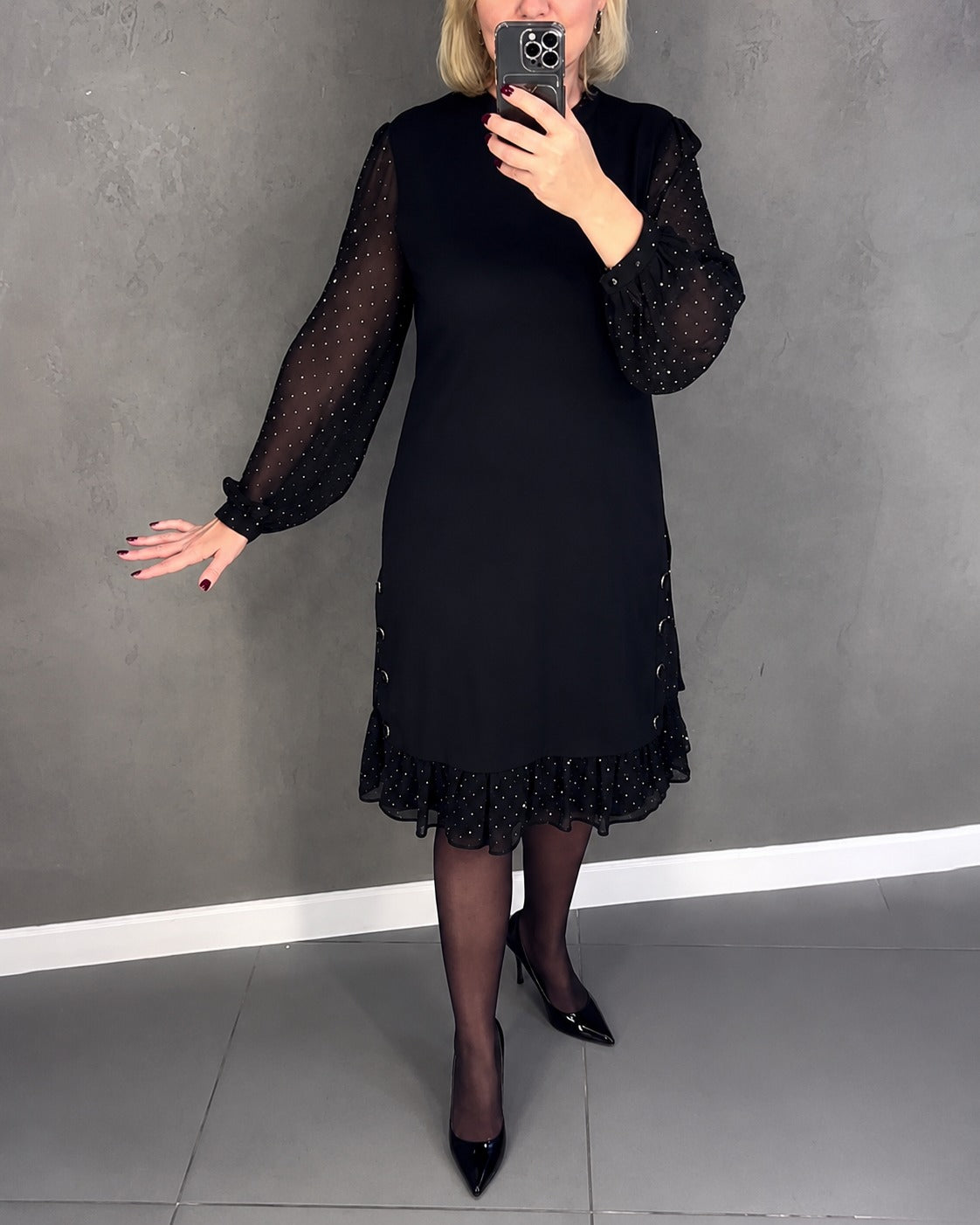 Gabriela - Robe Élégante à Pois à Manches Longues