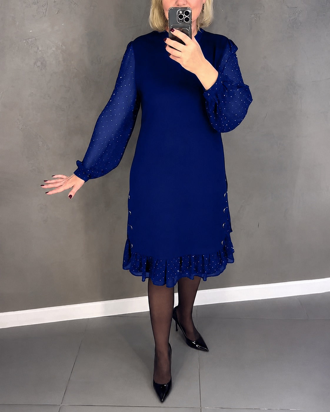 Gabriela - Robe Élégante à Pois à Manches Longues