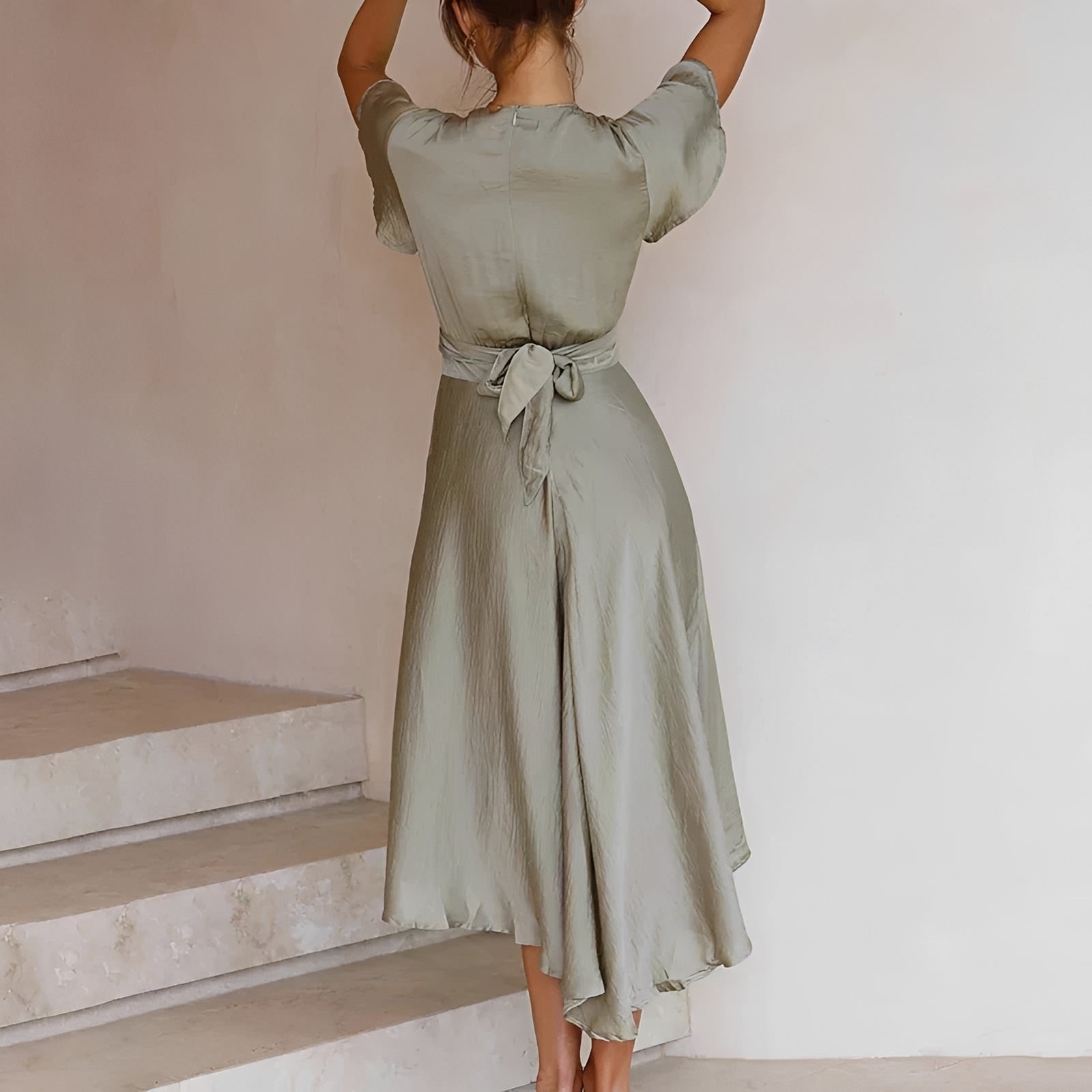 Eliana - Robe Chic et Asymétrique