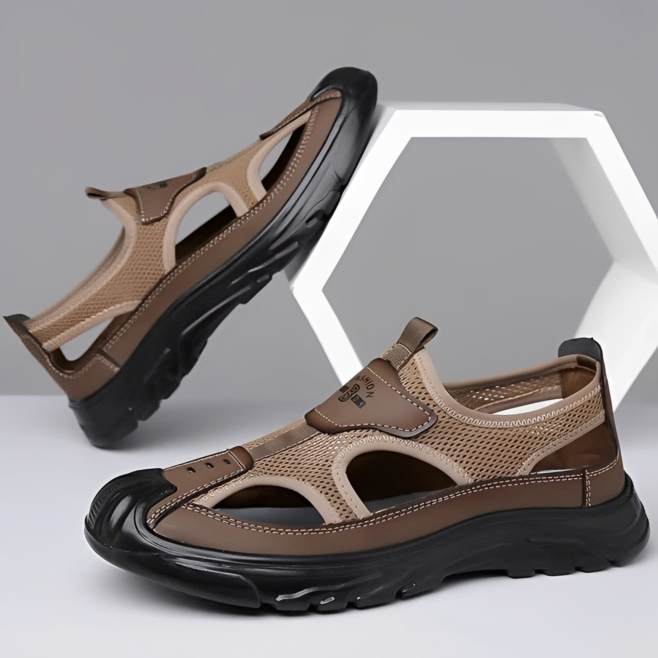 Mccann - Sandales Confortables et Sécurisées